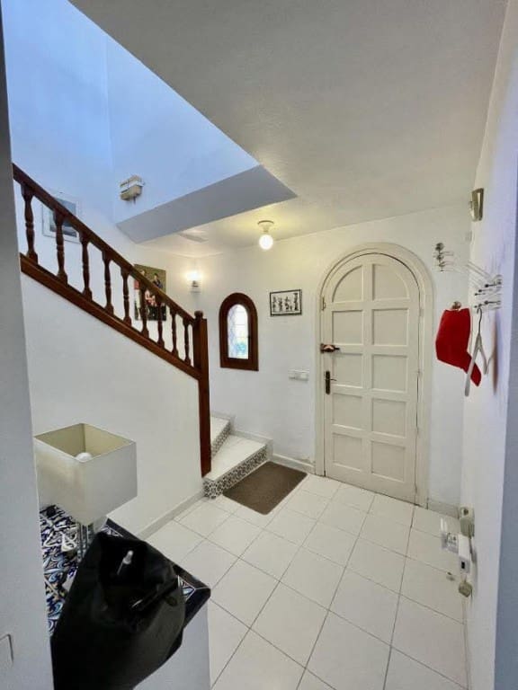 Chalet de 3 habitaciones en Villamartin en venta - 639.000 € (Ref: 9731281)