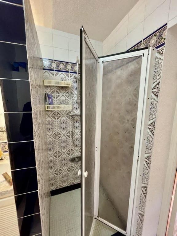 Chalet de 3 habitaciones en Villamartin en venta - 639.000 € (Ref: 9731281)