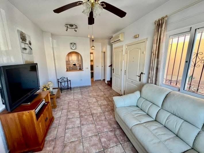 3 bedroom Villa for sale in Playa Flamenca with pool - € 237,000 (Ref: 9731282)