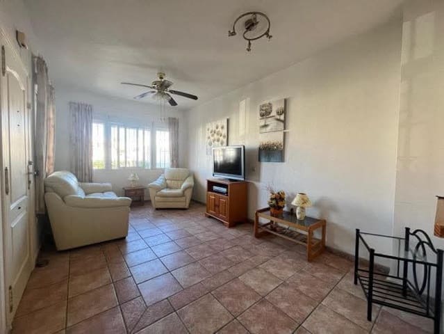 3 bedroom Villa for sale in Playa Flamenca, Orihuela with pool - € 237,000 (Ref: 9731282)