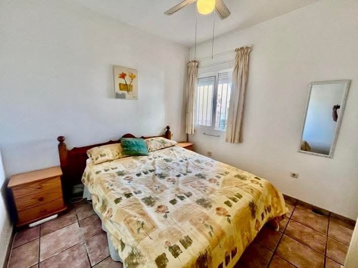 3 bedroom Villa for sale in Playa Flamenca with pool - € 237,000 (Ref: 9731282)