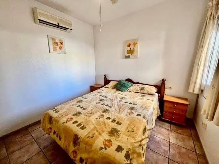 3 bedroom Villa for sale in Playa Flamenca with pool - € 237,000 (Ref: 9731282)