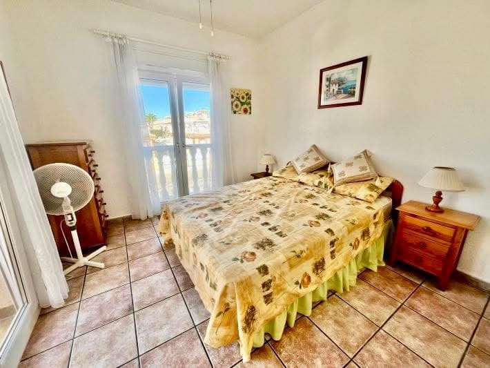 3 bedroom Villa for sale in Playa Flamenca with pool - € 237,000 (Ref: 9731282)