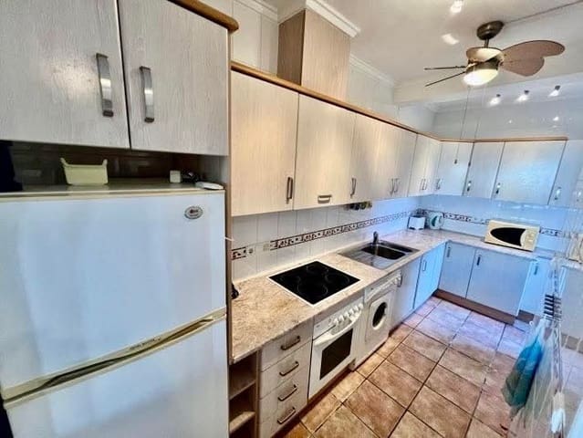 3 bedroom Villa for sale in Playa Flamenca, Orihuela with pool - € 237,000 (Ref: 9731282)