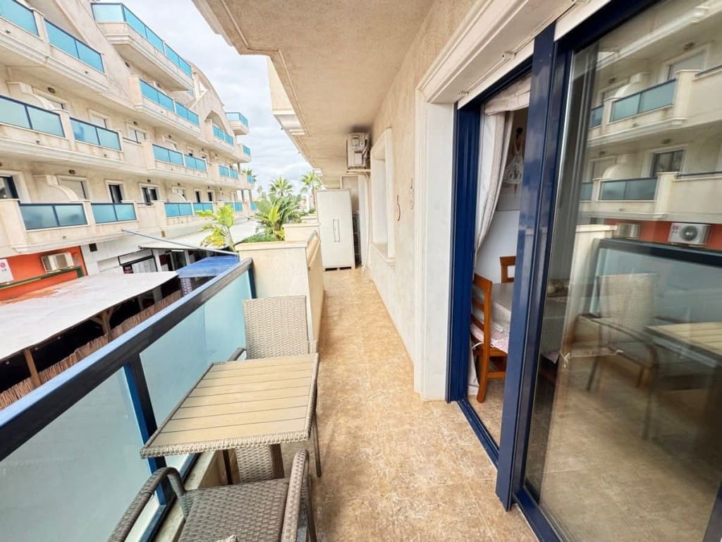 2 bedroom Apartment for sale in Cabo Roig with pool - € 189,995 (Ref: 9731283)