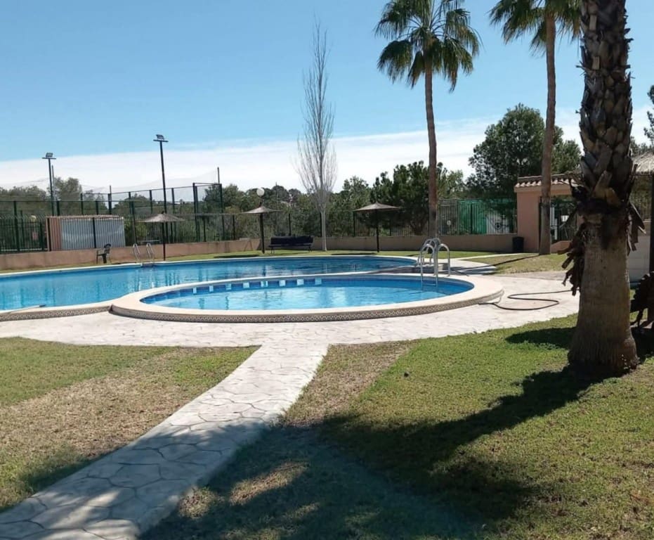 2 bedroom Apartment for sale in Los Altos with pool - € 138,000 (Ref: 9731284)