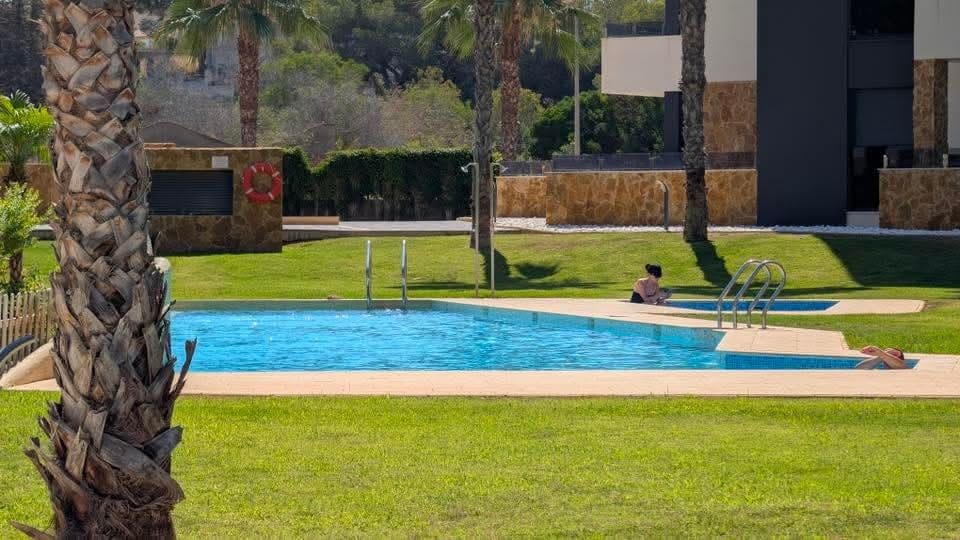 2 sovrum Lägenhet till salu i Los Altos med pool - 244 000 € (Ref: 9731285)