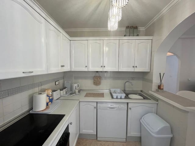 2 slaapkamer Rijtjeshuis te koop in Punta Prima, Orihuela met zwembad - € 209.999 (Ref: 9731288)