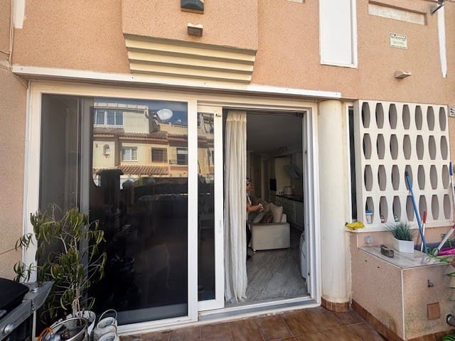 2 bedroom Apartment for sale in Playa Flamenca with pool - € 169,950 (Ref: 9731289)