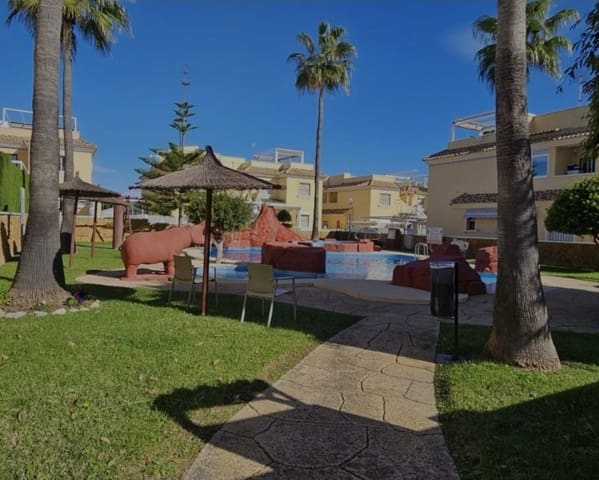 Casa de 3 habitaciones en Orihuela Costa, Orihuela en venta con piscina - 259.900 € (Ref: 9731290)