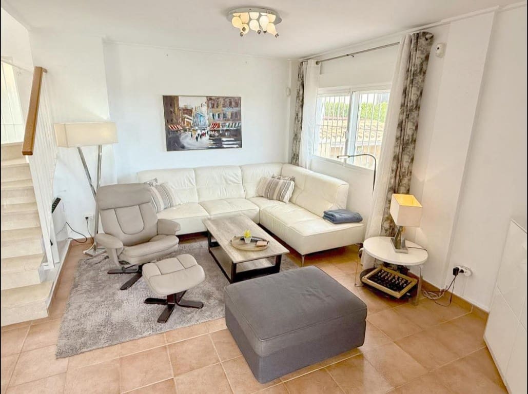 4 soverom Villa til salgs i Orihuela Costa med svømmebasseng - € 349 000 (Ref: 9731295)