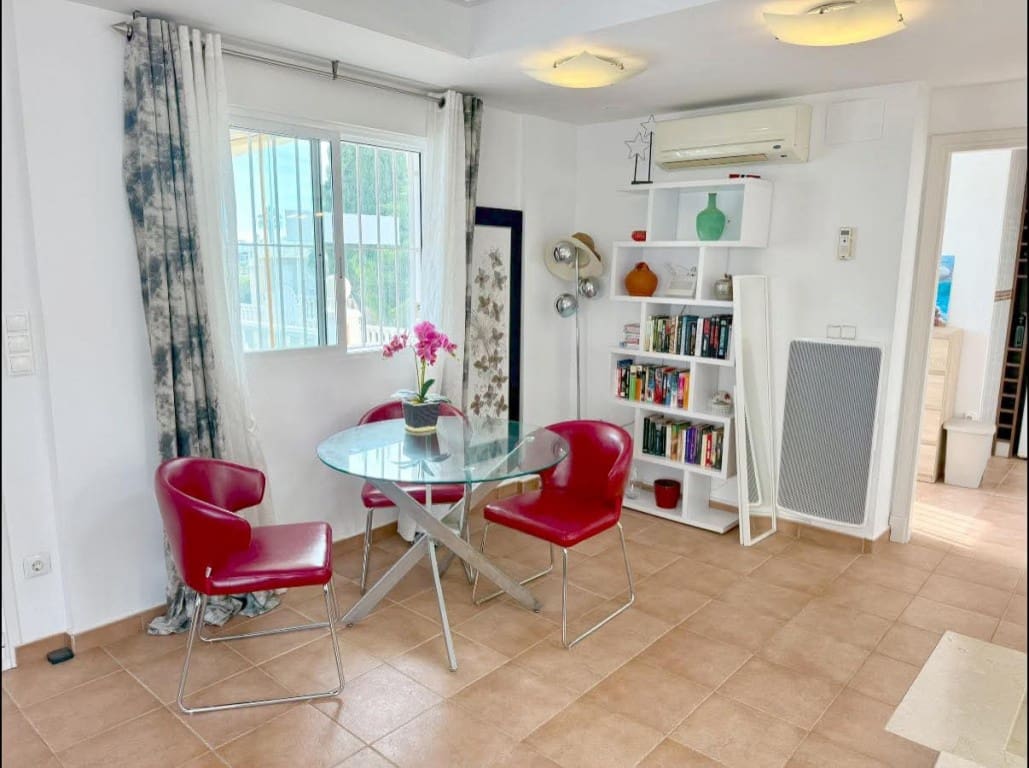 4 soverom Villa til salgs i Orihuela Costa med svømmebasseng - € 349 000 (Ref: 9731295)