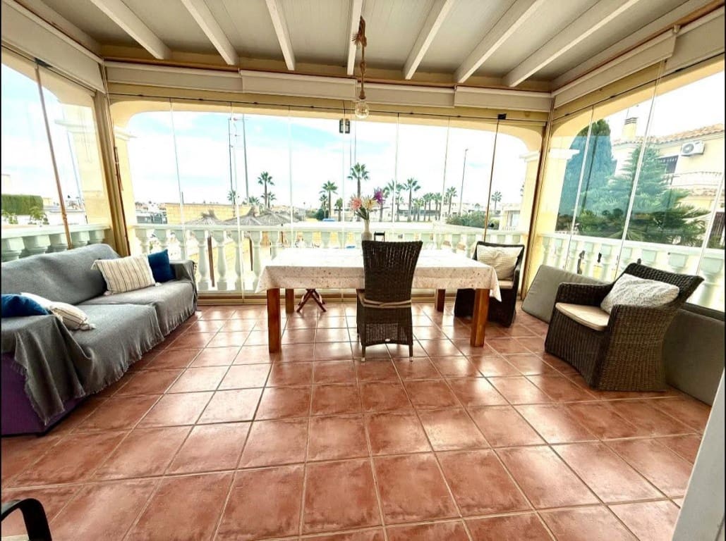 4 soverom Villa til salgs i Orihuela Costa med svømmebasseng - € 349 000 (Ref: 9731295)