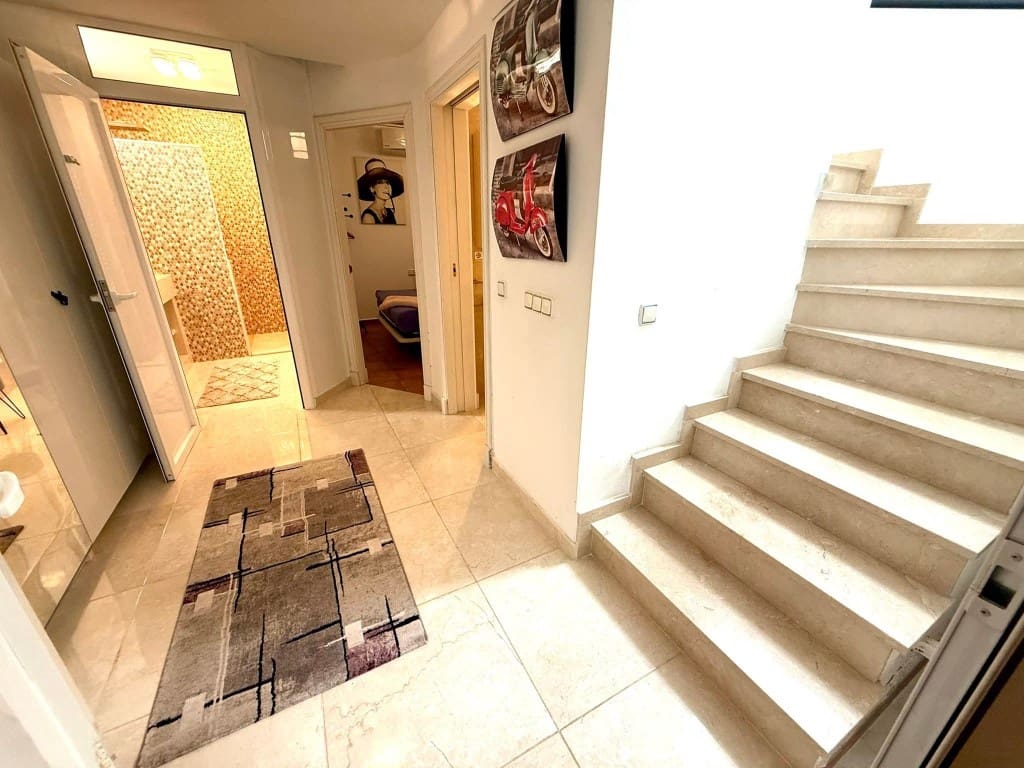 4 soverom Villa til salgs i Orihuela Costa med svømmebasseng - € 349 000 (Ref: 9731295)