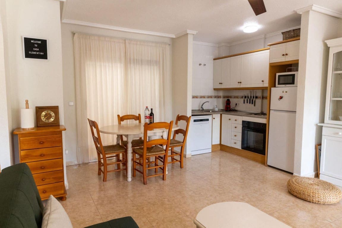 2 bedroom Apartment for sale in Playa Flamenca with pool - € 149,950 (Ref: 9731296)