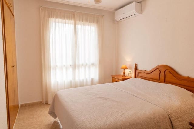 2 bedroom Apartment for sale in Playa Flamenca, Orihuela with pool - € 149,950 (Ref: 9731296)