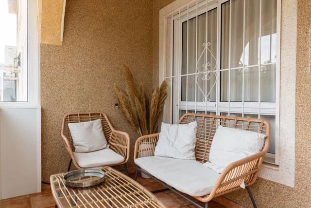 2 bedroom Apartment for sale in Playa Flamenca, Orihuela with pool - € 149,950 (Ref: 9731296)