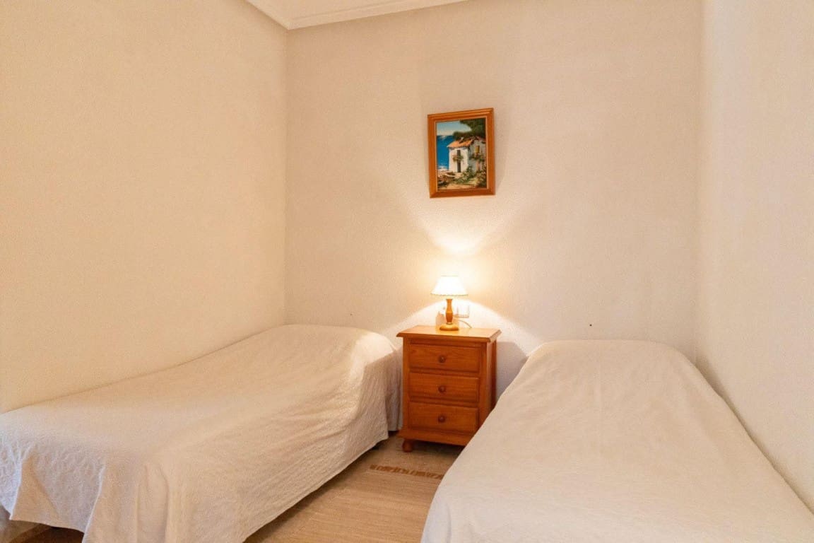 2 bedroom Apartment for sale in Playa Flamenca with pool - € 149,950 (Ref: 9731296)