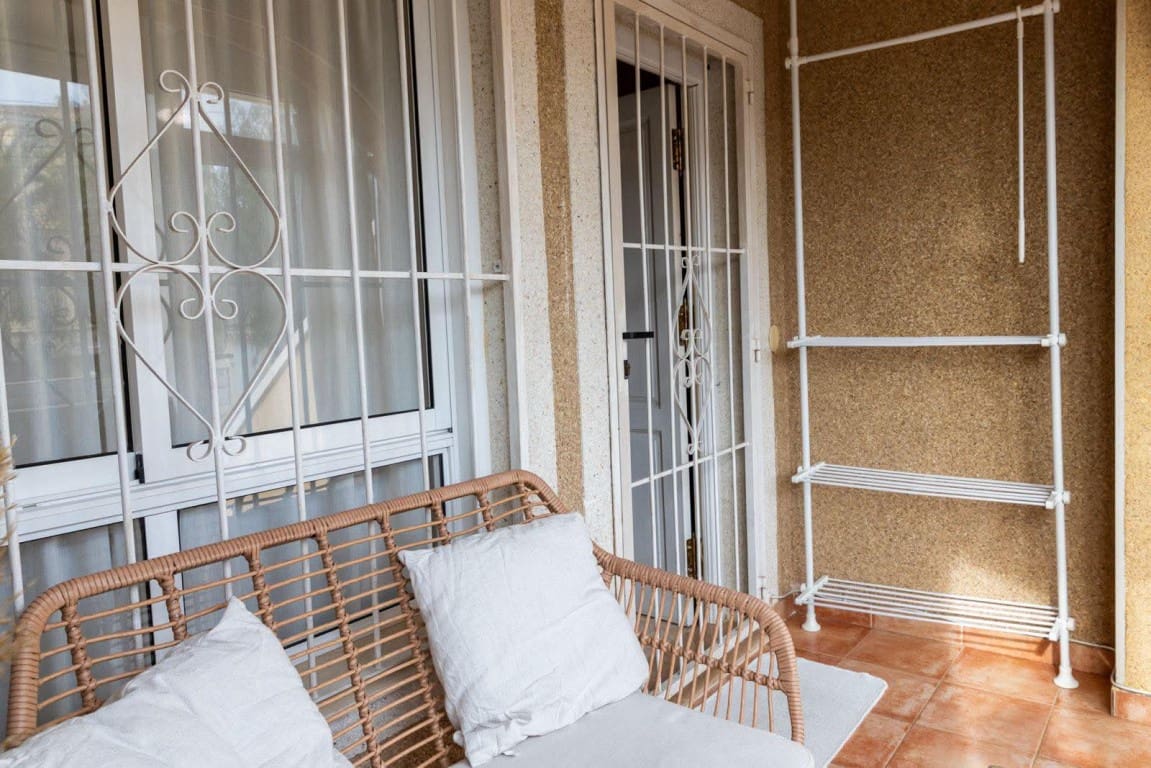 2 bedroom Apartment for sale in Playa Flamenca with pool - € 149,950 (Ref: 9731296)