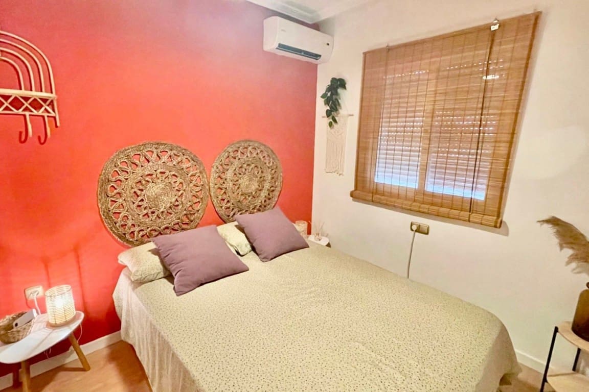 3 quarto Moradia para venda em Villamartin com piscina - 249 000 € (Ref: 9731297)