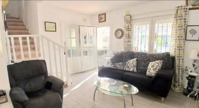 3 quarto Moradia para venda em La Florida, Orihuela com piscina - 269 950 € (Ref: 9733625)