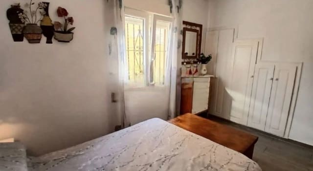 3 quarto Moradia para venda em La Florida, Orihuela com piscina - 269 950 € (Ref: 9733625)