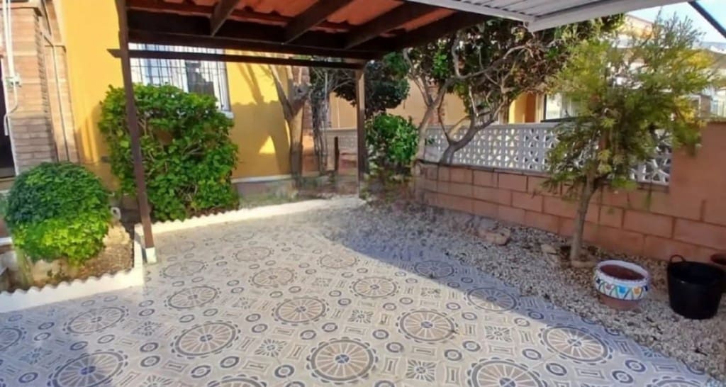 3 camera da letto Villa in vendita in La Florida con piscina - 269.950 € (Rif: 9733625)