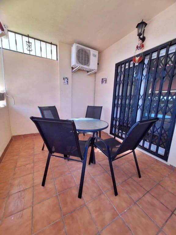 2 bedroom Apartment for sale in Playa Flamenca with pool - € 166,900 (Ref: 9781255)