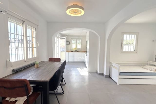 2 soveværelse Villa til salg i La Zenia, Orihuela med swimmingpool - € 339.000 (Ref: 9781257)