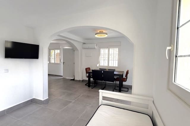 2 soveværelse Villa til salg i La Zenia, Orihuela med swimmingpool - € 339.000 (Ref: 9781257)