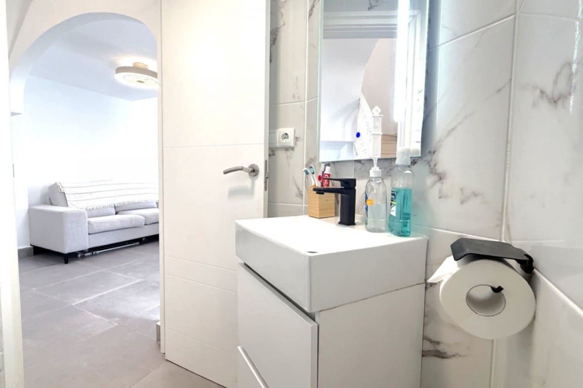 2 bedroom Villa for sale in La Zenia with pool - € 339,000 (Ref: 9781257)