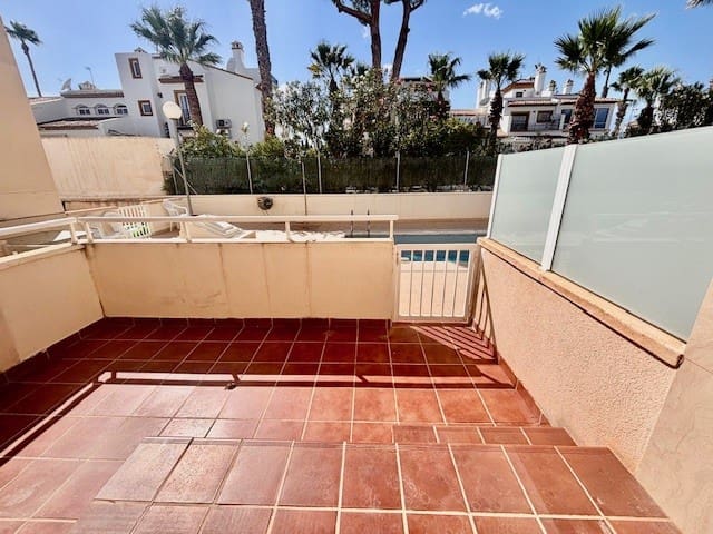 3 chambre Maison de Ville à vendre à Playa Flamenca avec piscine - 189 000 € (Ref: 9781258)