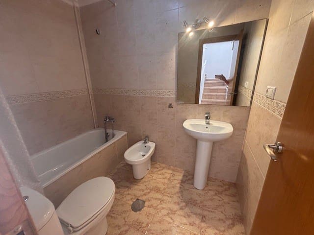 3 chambre Maison de Ville à vendre à Playa Flamenca avec piscine - 189 000 € (Ref: 9781258)