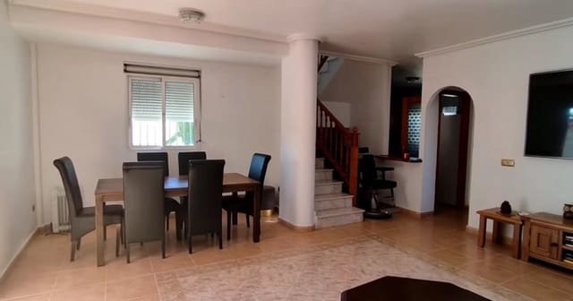 3 soveværelse Villa til salg i La Zenia, Orihuela med swimmingpool - € 349.000 (Ref: 9784517)