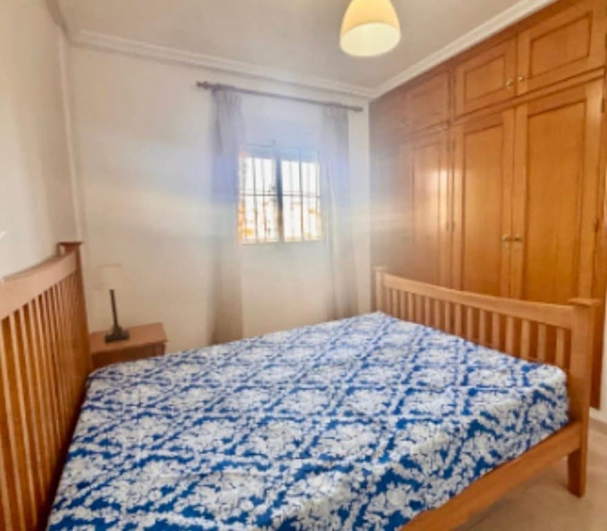 2 soverom Leilighet til salgs i Cabo Roig med svømmebasseng - € 139 950 (Ref: 9784518)