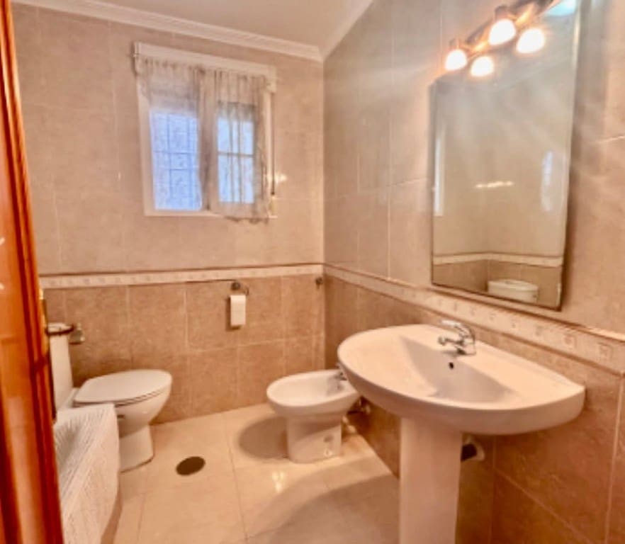 2 soverom Leilighet til salgs i Cabo Roig med svømmebasseng - € 139 950 (Ref: 9784518)