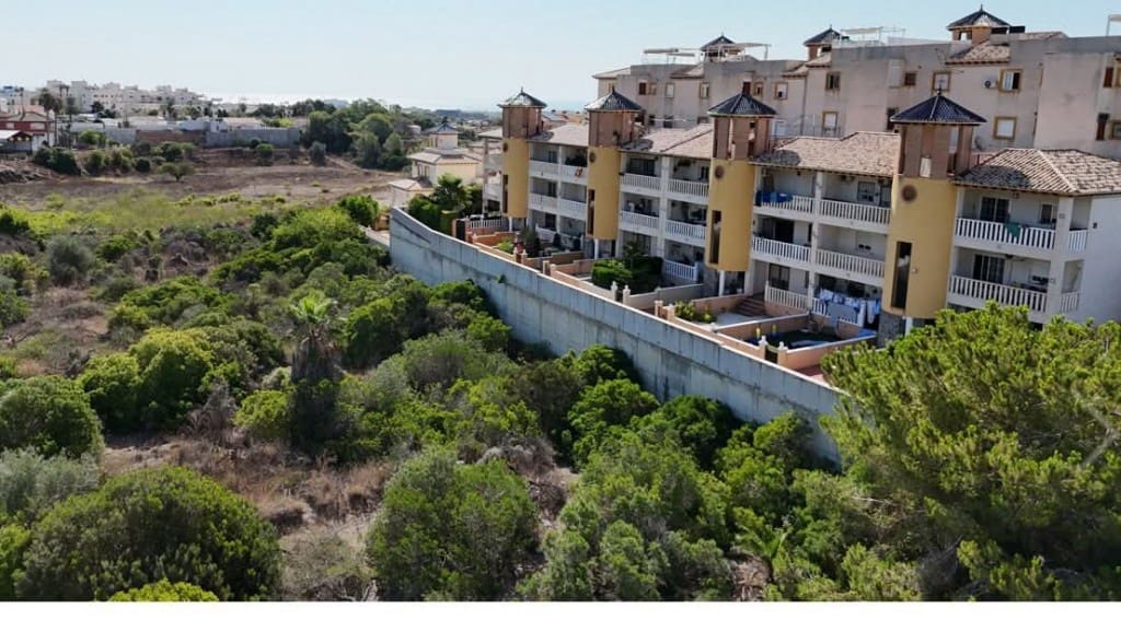 2 soverom Leilighet til salgs i Cabo Roig med svømmebasseng - € 139 950 (Ref: 9784518)