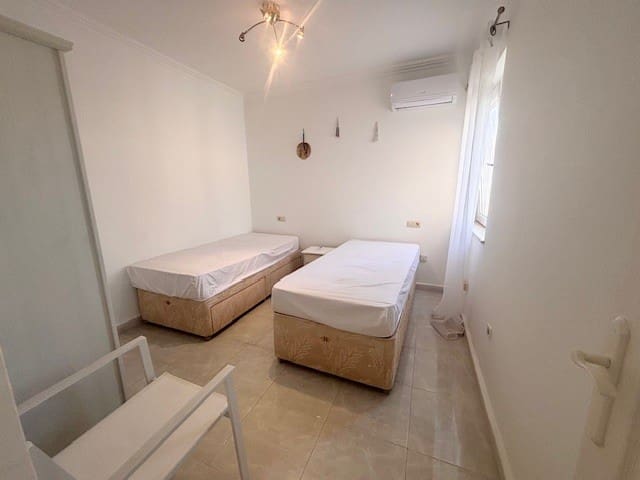 2 soveværelse Villa til salg i Playa Flamenca, Orihuela med swimmingpool - € 245.000 (Ref: 9823660)