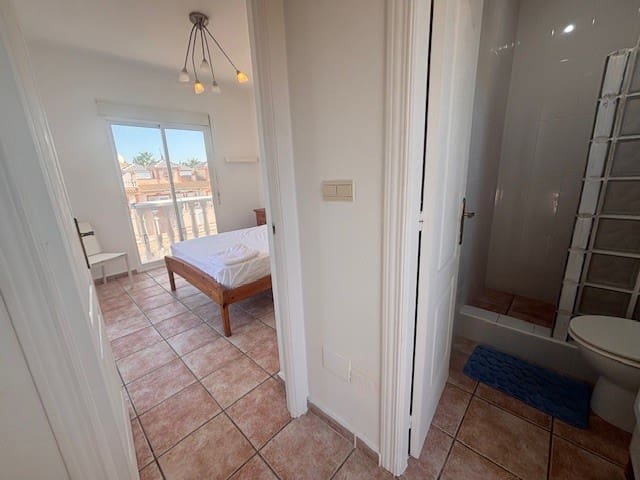 2 bedroom Villa for sale in Playa Flamenca with pool - € 245,000 (Ref: 9823660)