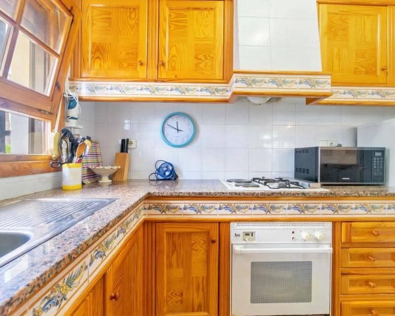 3 soveværelse Lejlighed til salg i Villamartin med swimmingpool - € 199.000 (Ref: 9823661)
