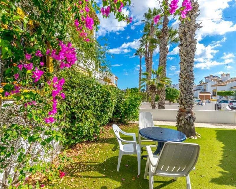 3 soveværelse Lejlighed til salg i Villamartin med swimmingpool - € 199.000 (Ref: 9823661)