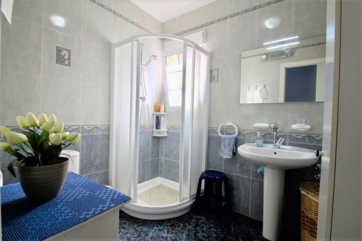 6 sovrum Villa till salu i Villamartin med pool - 469 000 € (Ref: 9827406)