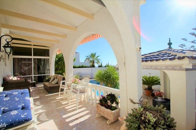 6 sovrum Villa till salu i Villamartin, Orihuela med pool - 469 000 € (Ref: 9827406)
