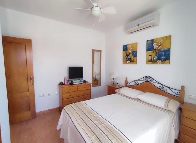 3 Zimmer Villa zu verkaufen in Los Altos mit Pool - 215.000 € (Ref: 9829835)