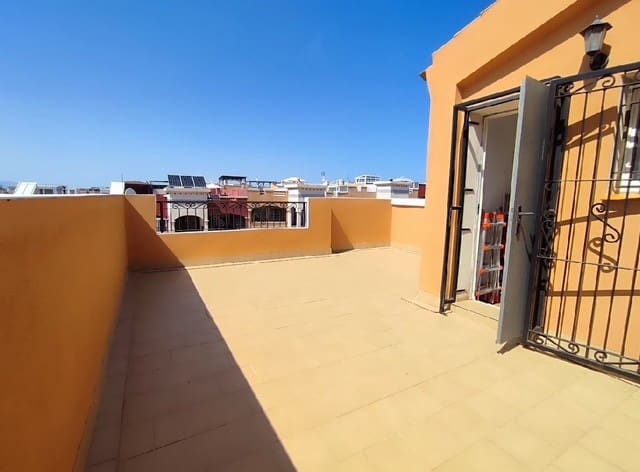 3 Zimmer Villa zu verkaufen in Los Altos mit Pool - 215.000 € (Ref: 9829835)