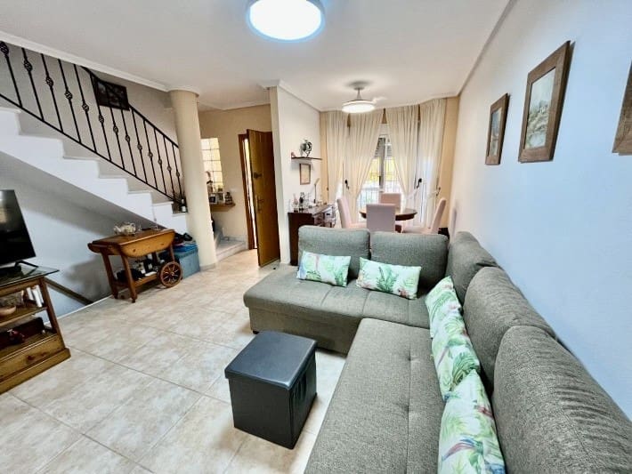 3 soverom Hus til salgs i Los Altos med svømmebasseng garasje - € 199 000 (Ref: 9833120)