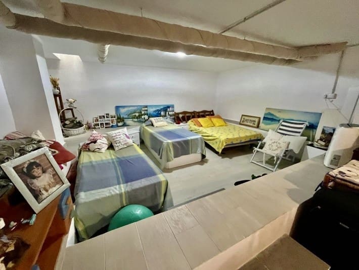 3 soverom Hus til salgs i Los Altos med svømmebasseng garasje - € 199 000 (Ref: 9833120)