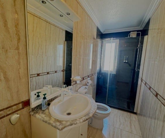 5 sovrum Villa till salu i San Miguel de Salinas med pool garage - 449 950 € (Ref: 9833121)