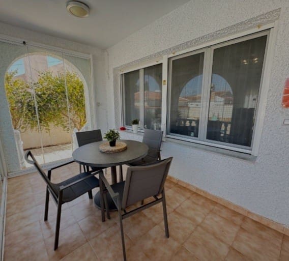 5 sovrum Villa till salu i San Miguel de Salinas med pool garage - 449 950 € (Ref: 9833121)