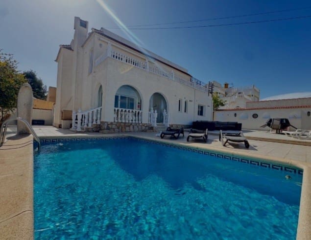 5 sovrum Villa till salu i San Miguel de Salinas med pool garage - 449 950 € (Ref: 9833121)